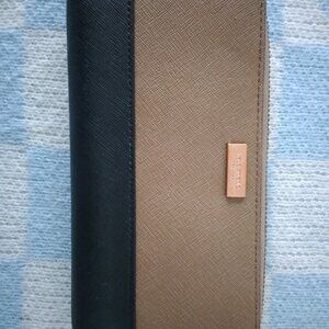 2 for $10 🦢 Brown and Black Kate Spade Wallet